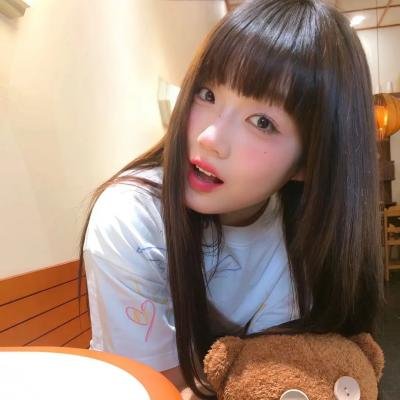 5个吓鬼的少年
